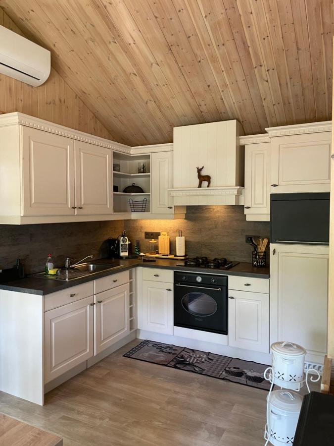 Chalet Sint Zutendaal Luaran gambar