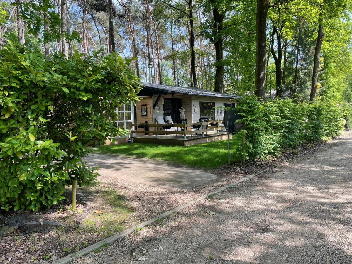 Chalet Sint Zutendaal Luaran gambar