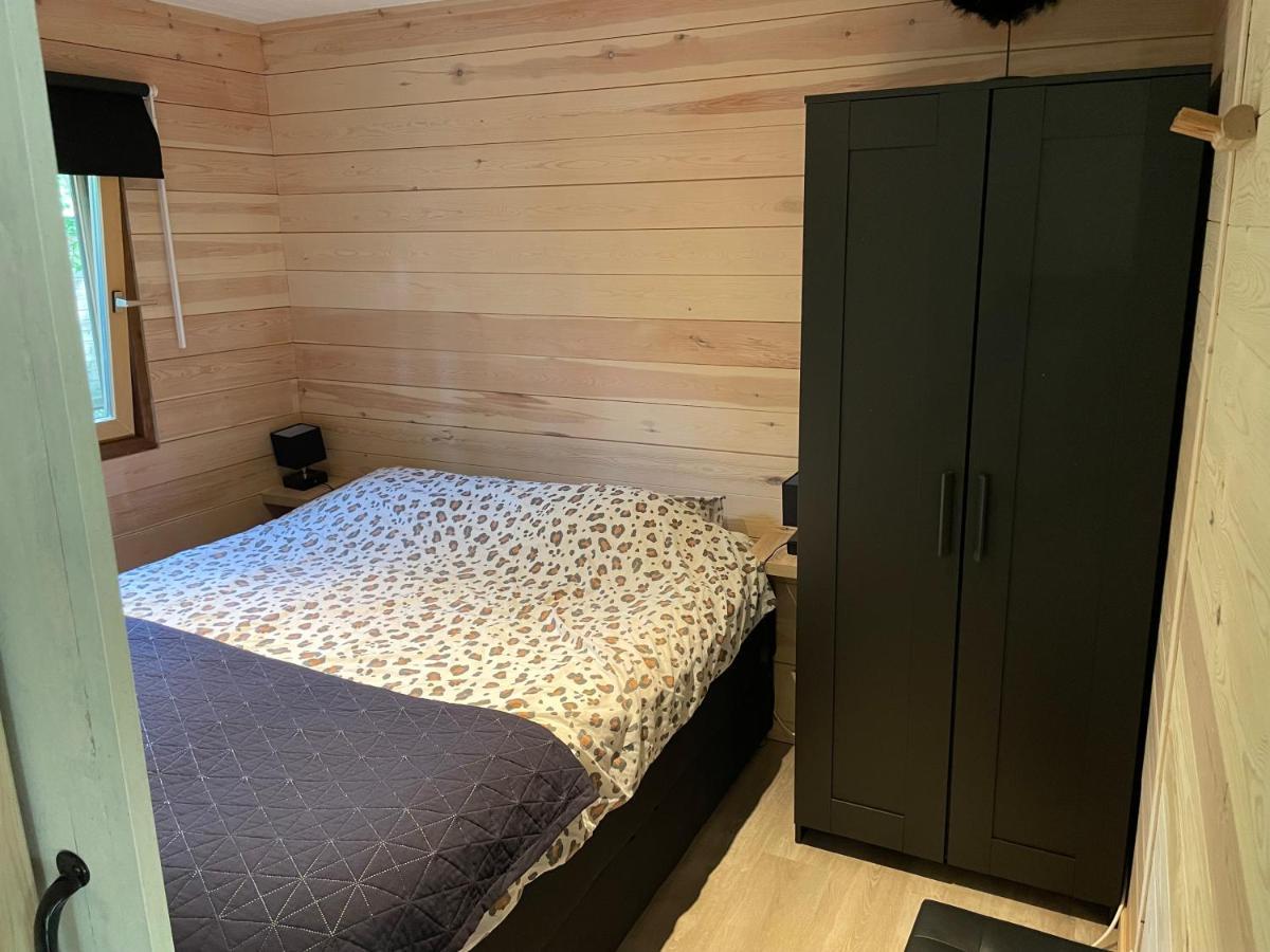 Chalet Sint Zutendaal Luaran gambar